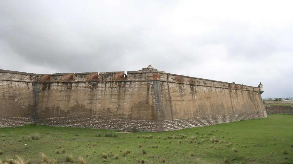 JE140920221554Fortaleza San Carlos